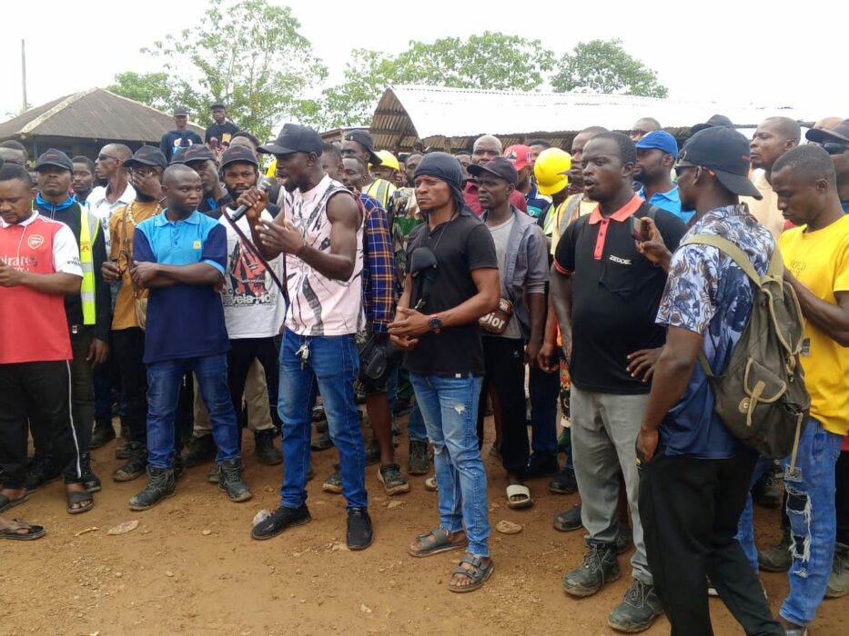 Source image for Hitech Construction Workers Strike on Lagos-Calabar Highway Over Pay and Mistreatment
